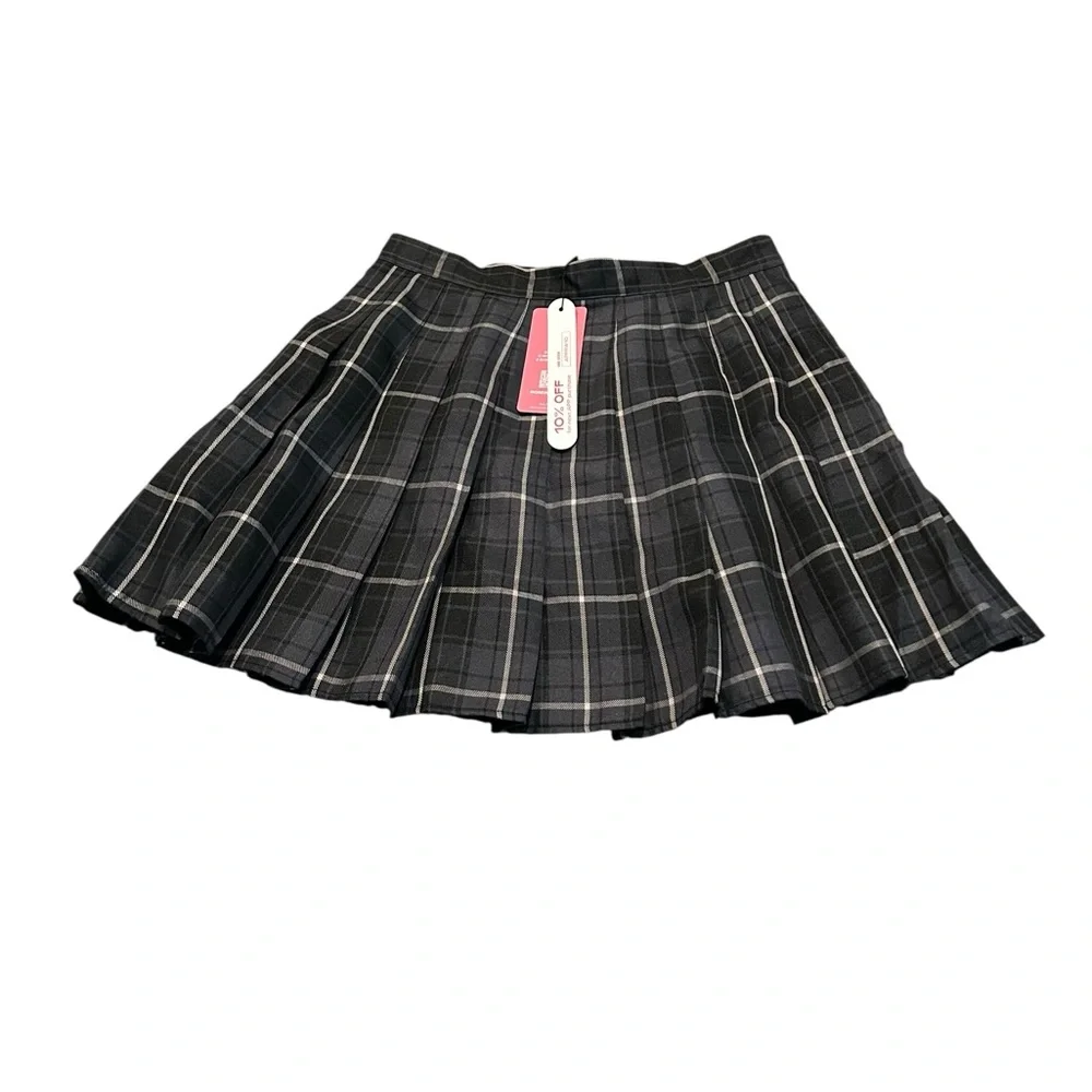 Plaid Black Skirt - Picture 1 of 5